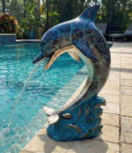 Bronzebrunnen Delfin auf Wellensockel, Höhe 60 cm, Ansicht 1