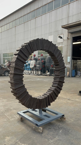 Bronzeskulptur Buchring, Höhe 180 cm, Ansicht 2