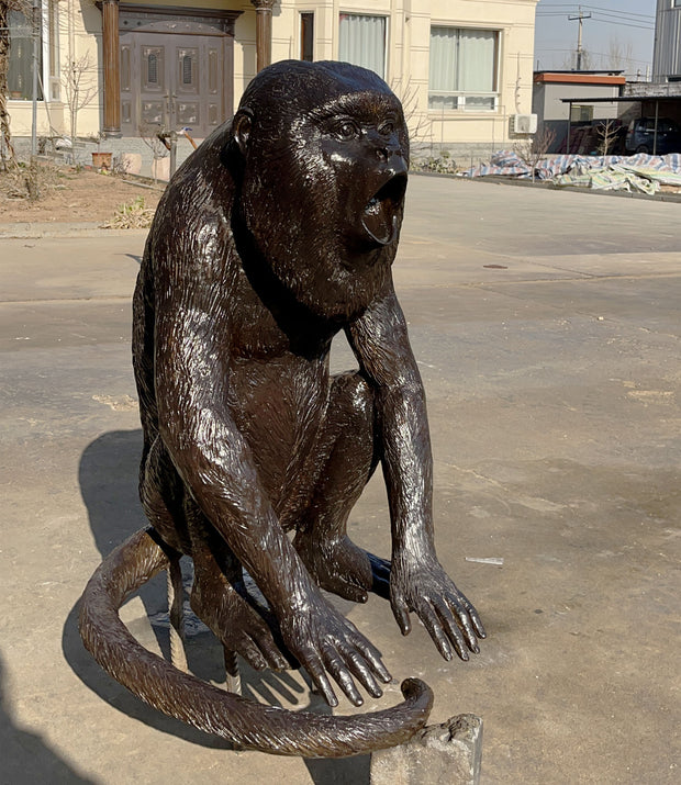 Bronzeskulptur Affe, naturalistisch, Höhe 75 cm