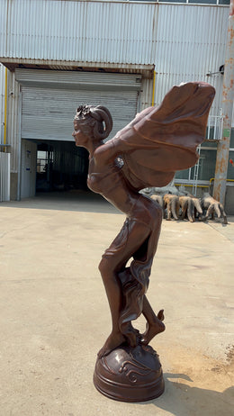 Bronzeskulptur Engelsmädchen mit Rosenkranz, Höhe 200 cm, Ansicht 2