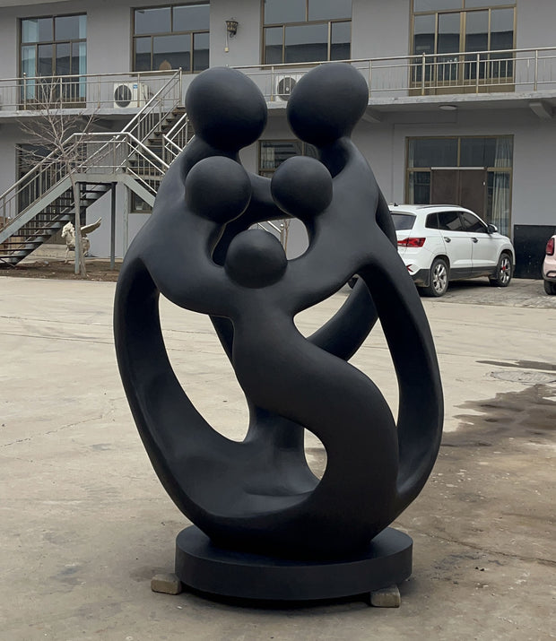 Bronzeskulptur Figurengruppe, fünf Feiernde, Höhe 200 cm
