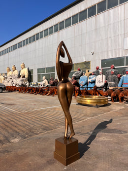 Bronzeskulptur Tänzerin, abstrahiert, Höhe 190 cm, Ansicht 3