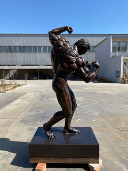 Bronzeskulptur Athlet, Höhe 220 cm, Ansicht 4