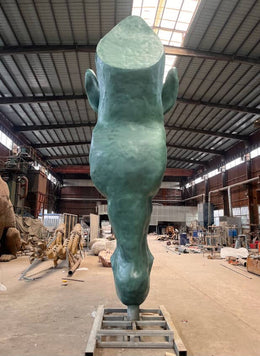 Bronzeskulptur Pferdekopf mit Grünspanpatina, Höhe 500 cm, Ansicht 2