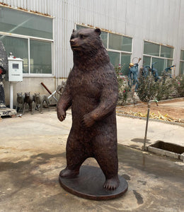 Bronzeskulptur Braunbär, Höhe 200 cm, Ansicht 1