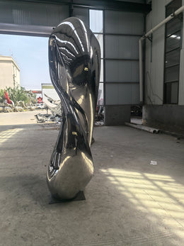 Edelstahlskulptur fließende Bänder, Höhe 300 cm, Ansicht 4