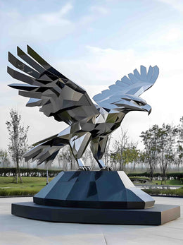 Edelstahlskulptur Adler, geometrisch, Ansicht 2