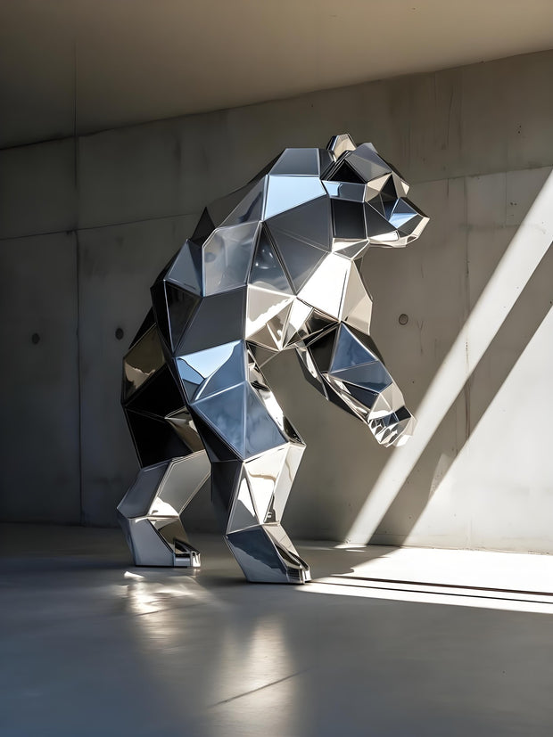 Edelstahlskulptur Bär, geometrisch