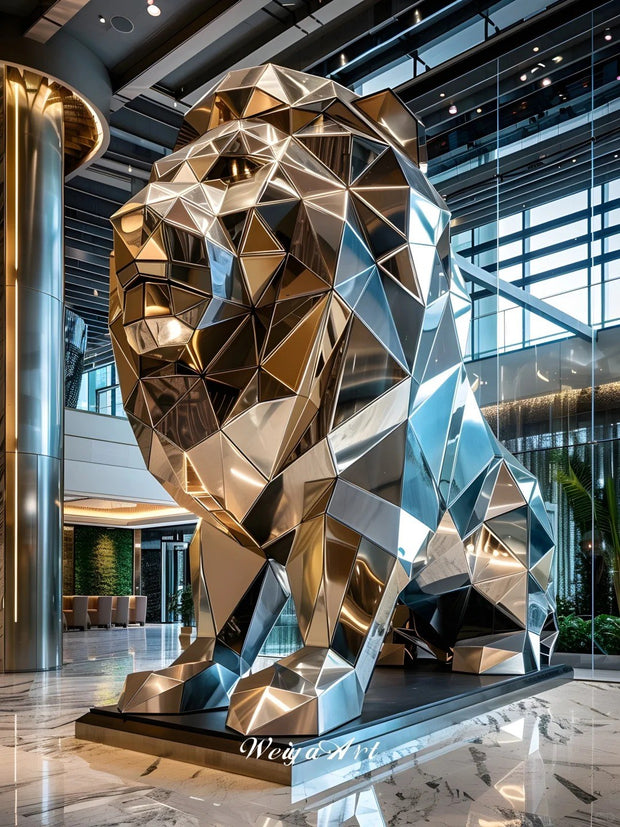 Edelstahlskulptur Löwe, geometrisch