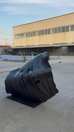 Bronzeskulptur verhülltes Gesicht, Länge 105 cm, Ansicht 3