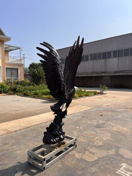 Bronzeskulptur Adler mit ausgebreiteten Schwingen, Höhe 200 cm, Ansicht 4