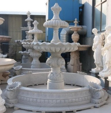 Marmorbrunnen dreistufig mit Delfinen