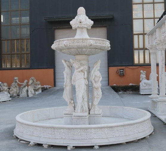 Marmorbrunnen mit tragenden Figuren, dreistufig